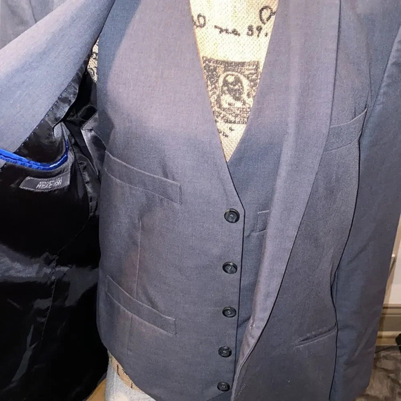 3-piece man suite - Picture 3 of 9